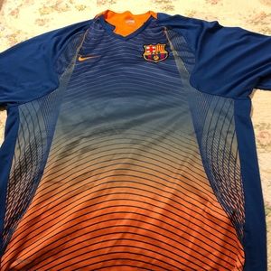 Men’s large soccer jersey